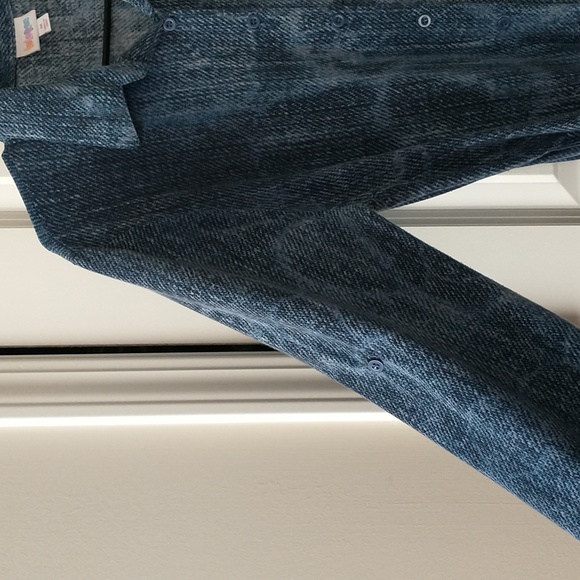 LuLaRoe medium blue teal - Picture 2 of 9